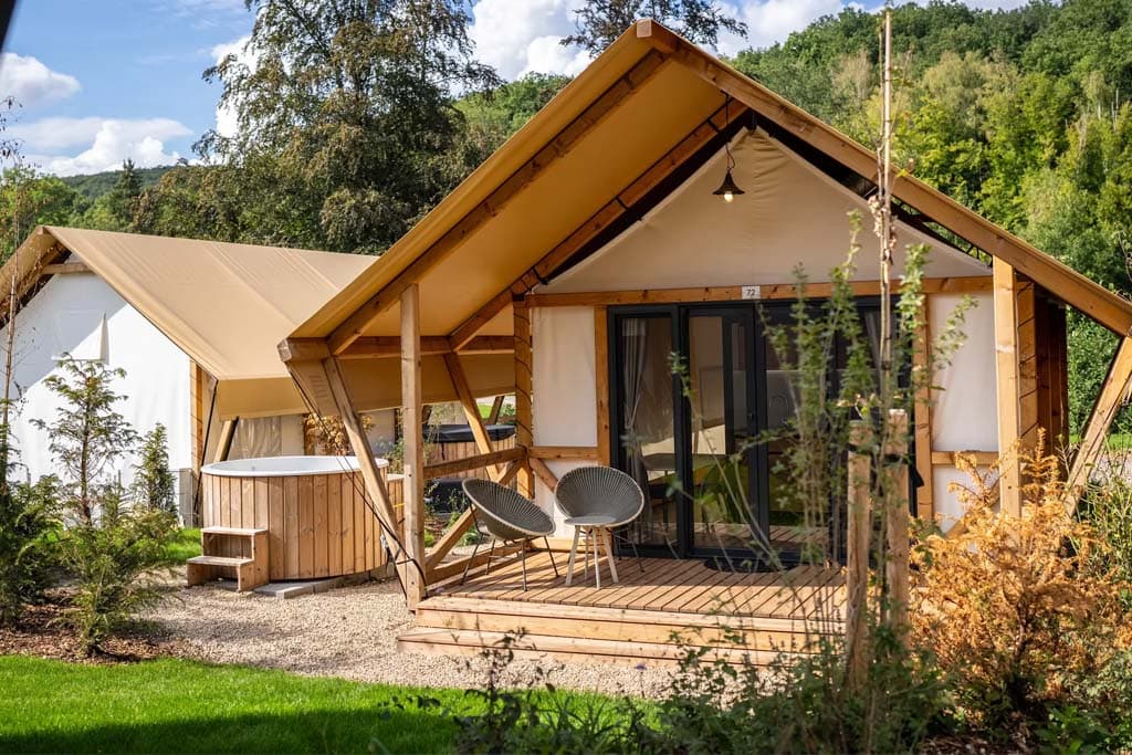 Landal Resort Val de Bois Durbuy Hottub Glampingtent in België - foto 1