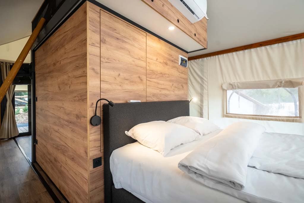Landal Resort Val de Bois Durbuy Hottub Glampingtent in België - foto 3