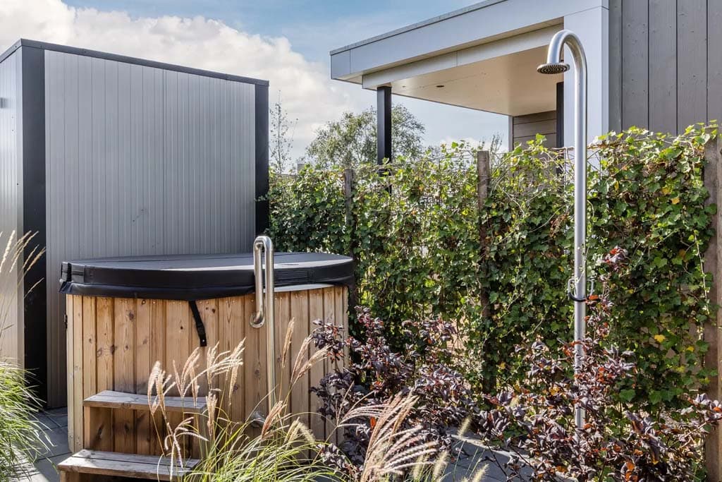 Landal Vakantiepark Soof aan de Rijn Hottub Lodge in Gelderland - foto 2