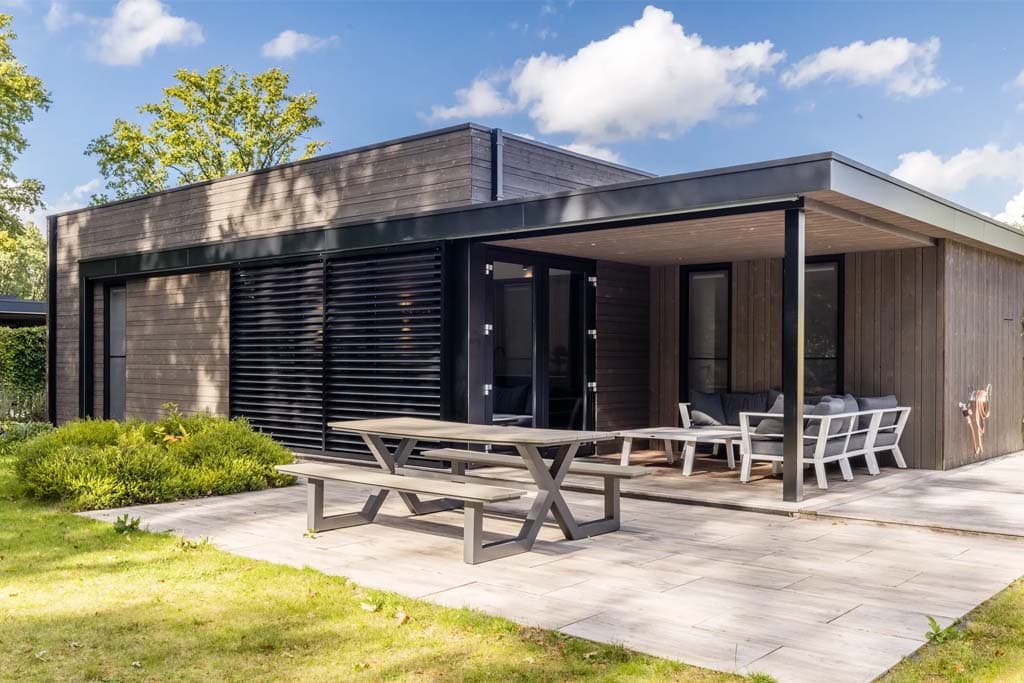 Landal Vakantiepark Soof Heuvelrug Hottub Lodge in Utrecht