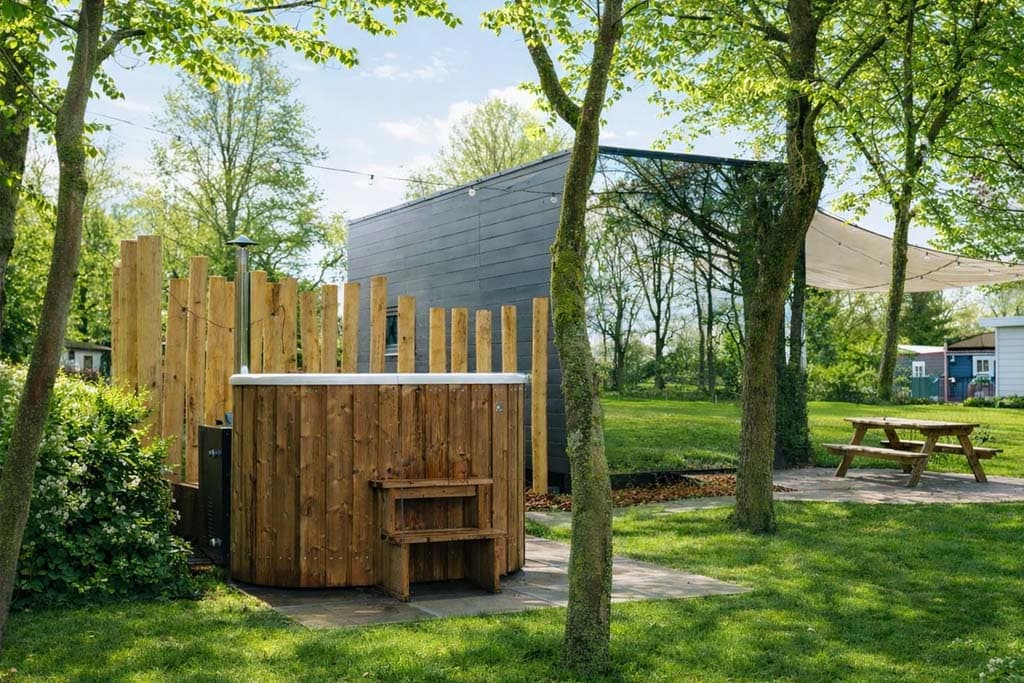 Vakantiepark Mölke Spiegelhuisje aan de Regge in Overijssel