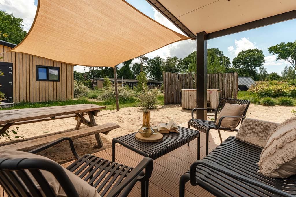 Vakantiepark de IJsvogel Zand Lodge Jacuzzi in Gelderland - foto 5