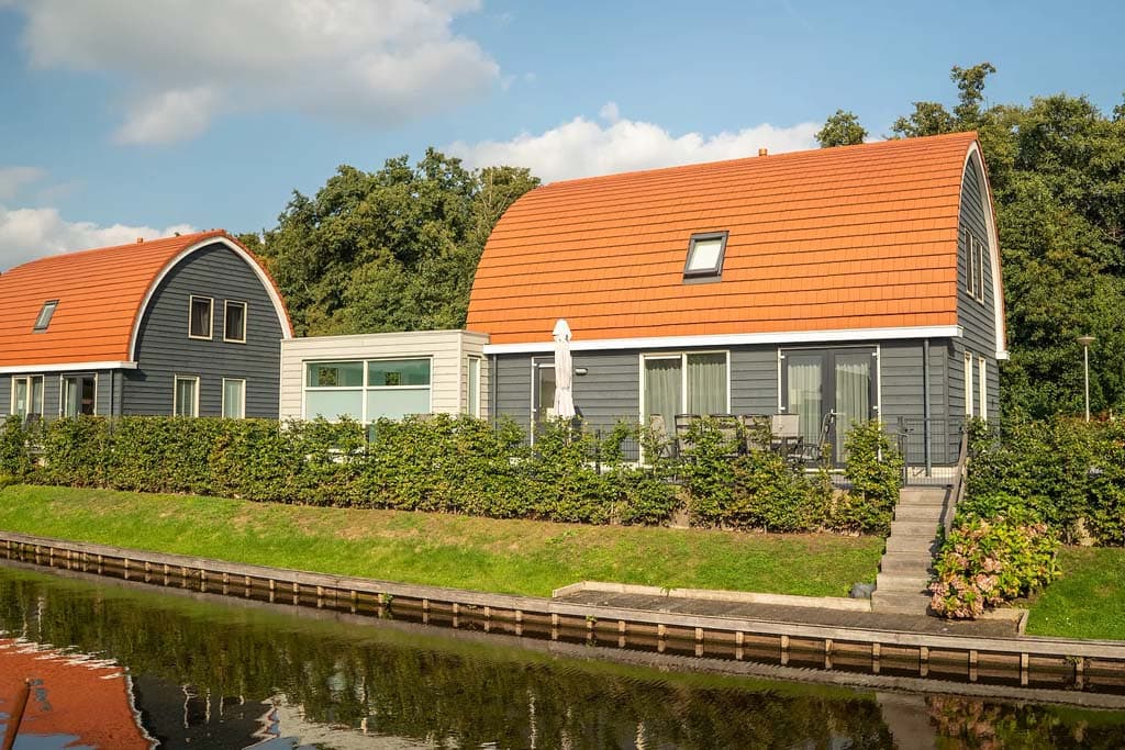Summio Waterpark De Bloemert Bungalow huisje met jacuzzi